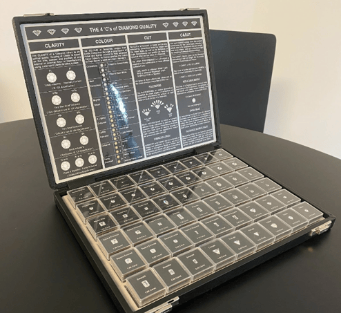 Master stones used for diamond grading